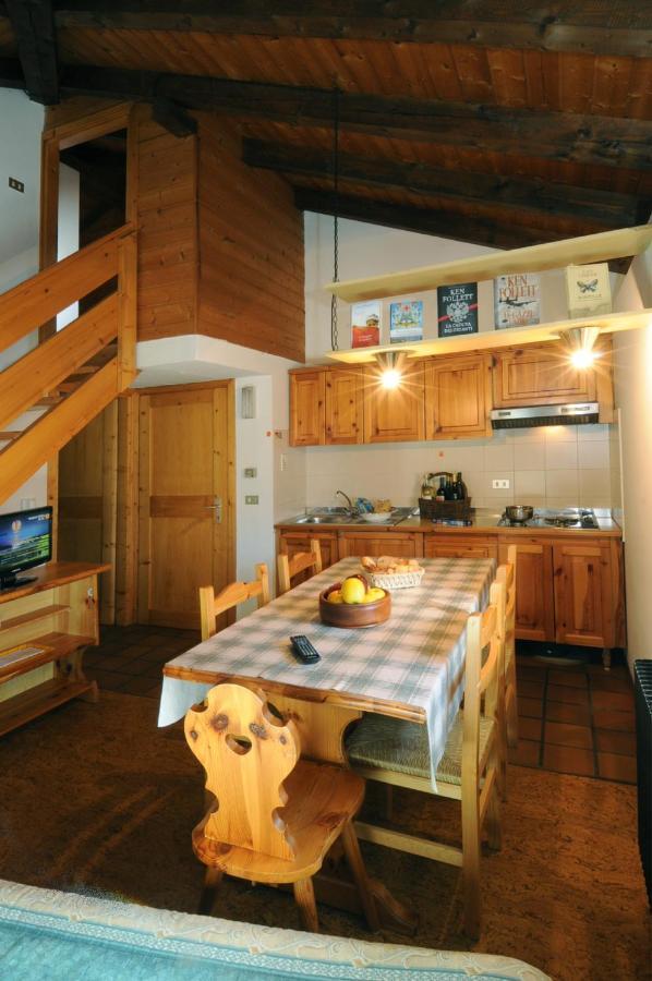 Апартаменты Casa Molini Мале Экстерьер фото
